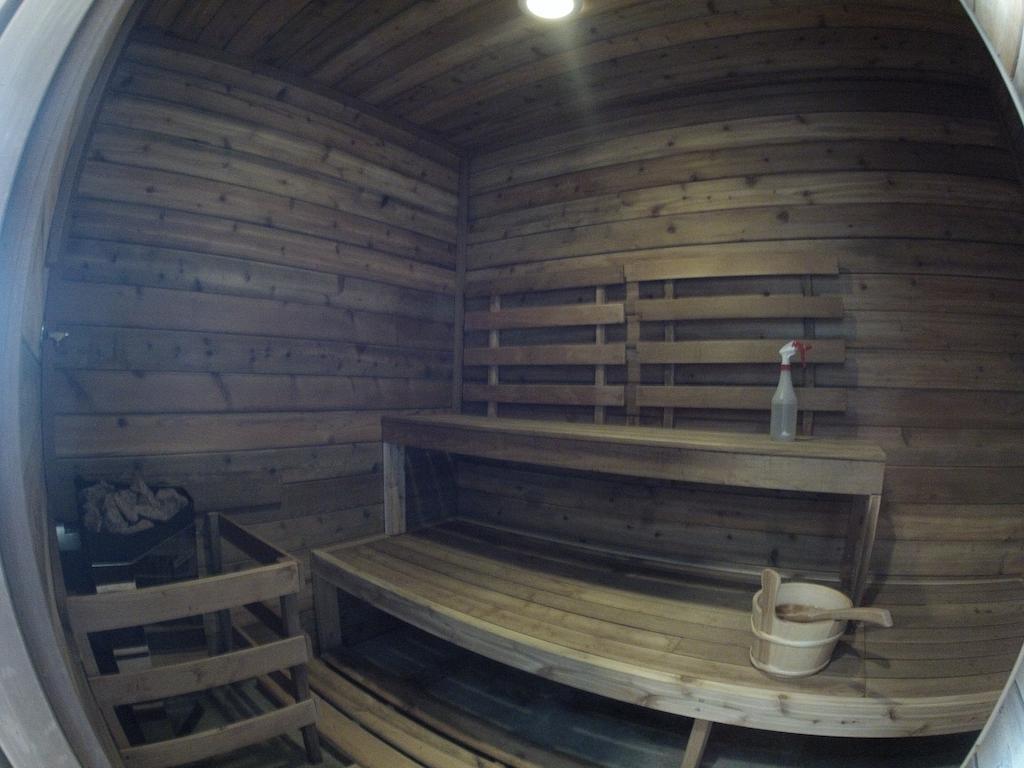 Vagabond Lodge At Kicking Horse ゴールデン エクステリア 写真